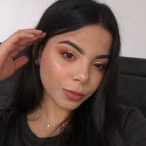 Meet your Posher, Saheily